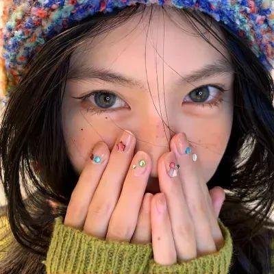 金水桥边